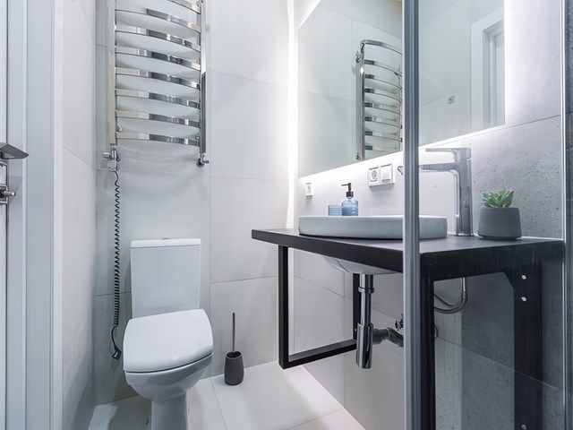 images/bathroom-installers/slider/bathroom-installers-6-kireth-ai.jpeg